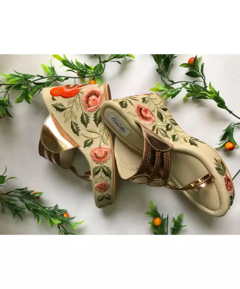 Rose Gold Brid Kolapuri