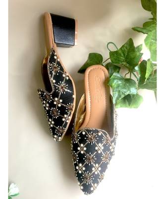 Black Nakshi Box heels 3