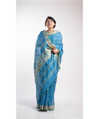 Blue Embroidery Linen Saree With Blouse 3