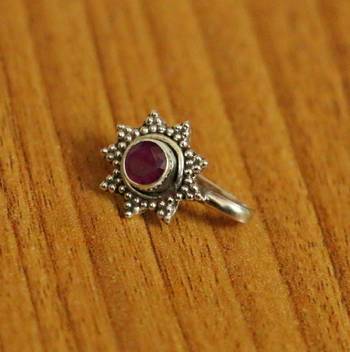 Red Ruby       Nose Ring 1