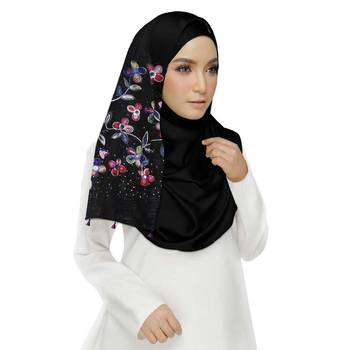 Black Premium Cotton Hijab 3