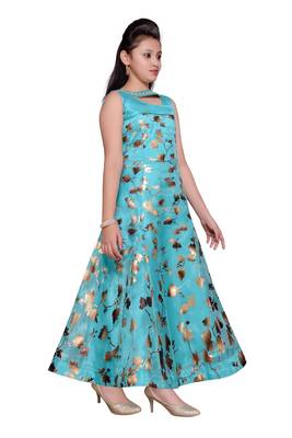 Green printed tissue kids gown 3