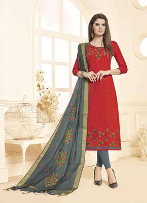 Red embroidered cotton salwar with dupatta 1