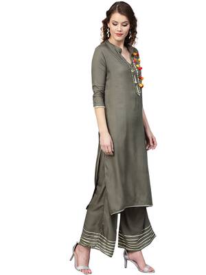 Grey embroidered viscose rayon kurta-sets 5