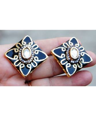 Uncut Diamond Centered Black Enamel Gold Stud Earrings 1