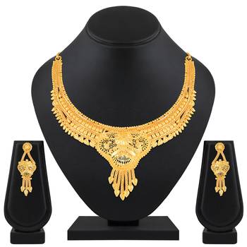Attractive 1 Gram High Gold Plated Choker Style Brass Necklace Set For Women 1