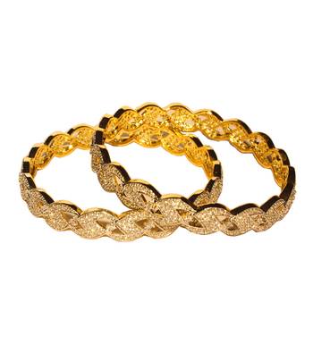Exclusive Gold Plated Triangular Pattern Bangles 1
