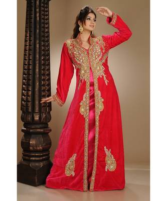 red velvet embroidered zari_work islamic-kaftans 1