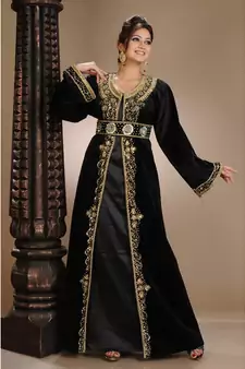 black velvet embroidered zari_work islamic-kaftans