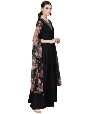 Black printed crepe kurti 4