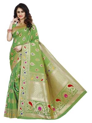 Green woven banarasi saree with blouse 1