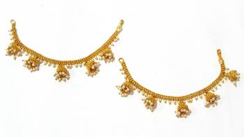 Gold earrings 2