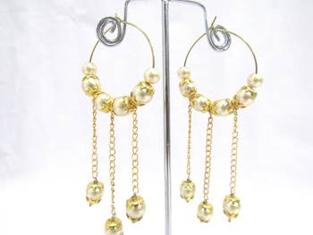 Gold earrings 1