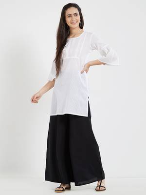 White plain cotton kurta 4