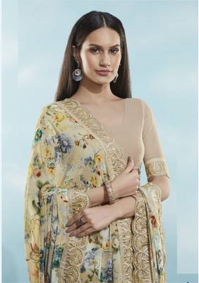 Grey printed georgette saree with blouse 2