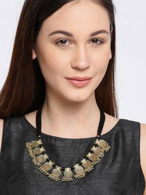 Infuzze Gold-Toned Necklace 1