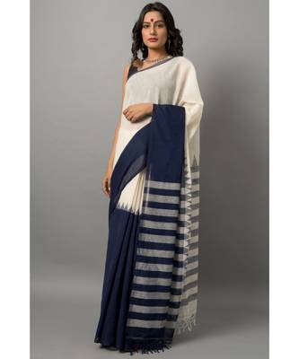 Khadi cotton saree gorgeous in stripes and tassels along the pallu 4