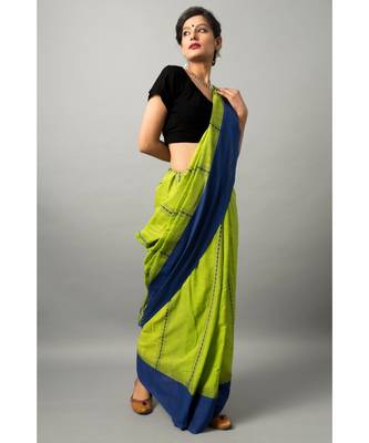 Khadi cotton saree with stunning temple motif 1
