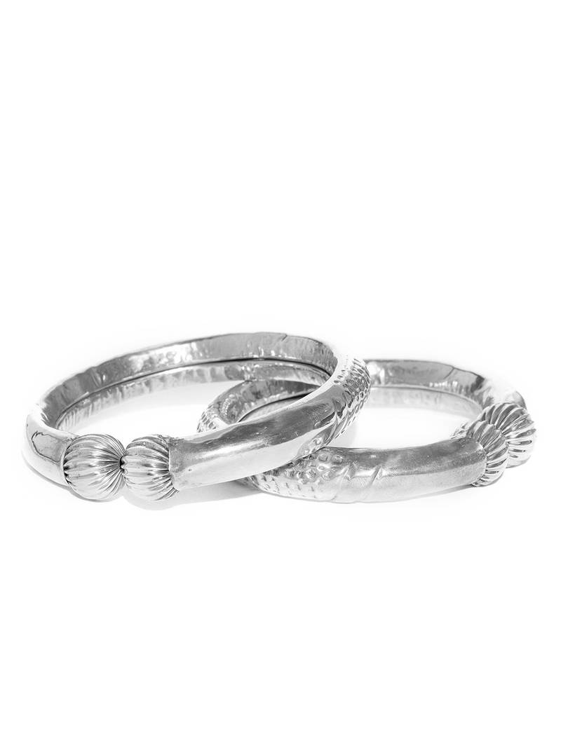Infuzze Set of 2 Silver-Toned Textured Tribal Anklets