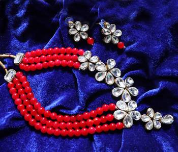 Red diamond necklace sets 1