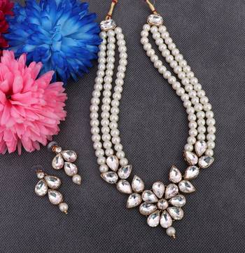 White diamond necklace sets 1