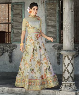 Light Green Embroidered
 Organza Semi Stitched Lehenga With Dupatta 2