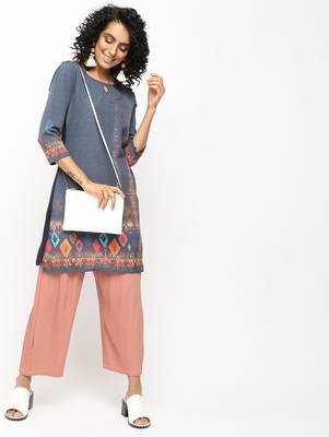 Green printed crepe kurti 1