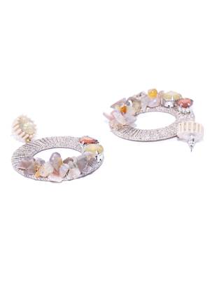 Gold earrings 3