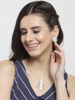 Silver necklaces 2