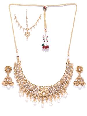 Gold necklaces 2