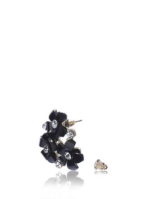 Gold earrings 3