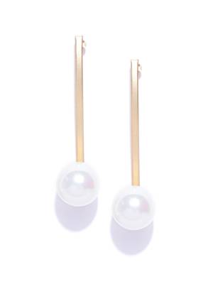 Golden party wear earrings for girls and women 3