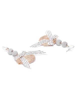 Beige earrings 4
