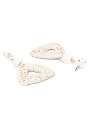Beige earrings 4