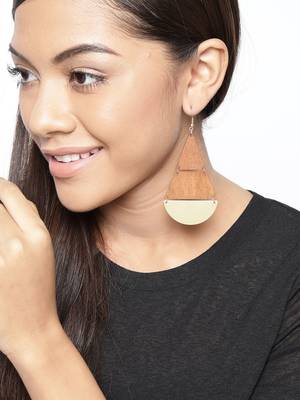 Brown earrings 1