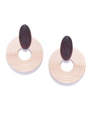 Beige earrings 3