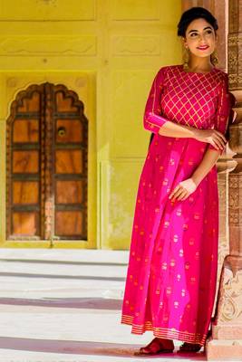 Rohdamine Pink Gotta Dress 2