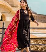 Dusky Black Dress With Pink Dupatta