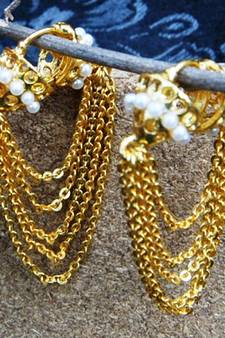 Pearly Bali With Dangling Gold Chains Earrings