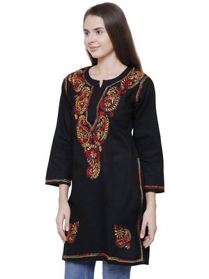 Black embroidered cotton chikankari kurti 3