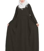 Green embroidered kashibo abaya