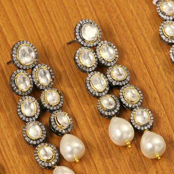 White Pearl Necklace Sets 2