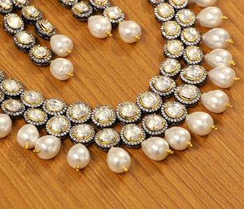 White Pearl Necklace Sets 3