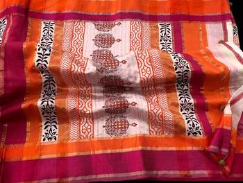 White Block Printed Handloom Maheshwari Silk Saree With Blouse 2