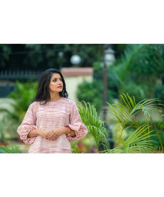 Pastel brown kurta with delicate gota patti work 2