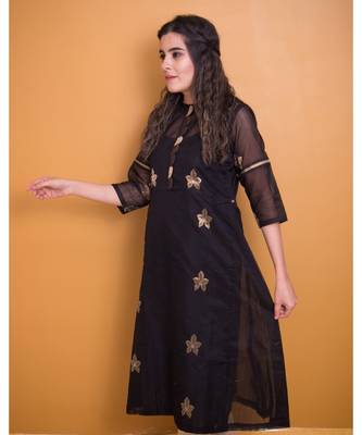 Berry Black Kurta With Golden Floral Zari Work 2
