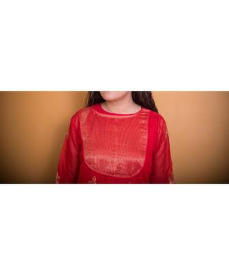 red chanderi work kurta with golden yoke 3
