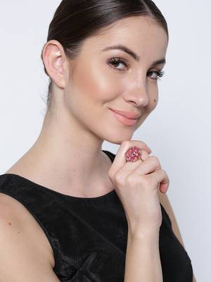 Gold rings 1