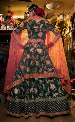 Dazzling Dark Green Dori Sequins And Thread Embroidered Taffeta Silk Designer Lehenga For Wedding 5