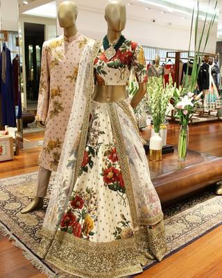 Cream Pearl, Dori and Sequins Embroidered Art Silk Semi Stitched floral lehenga 3